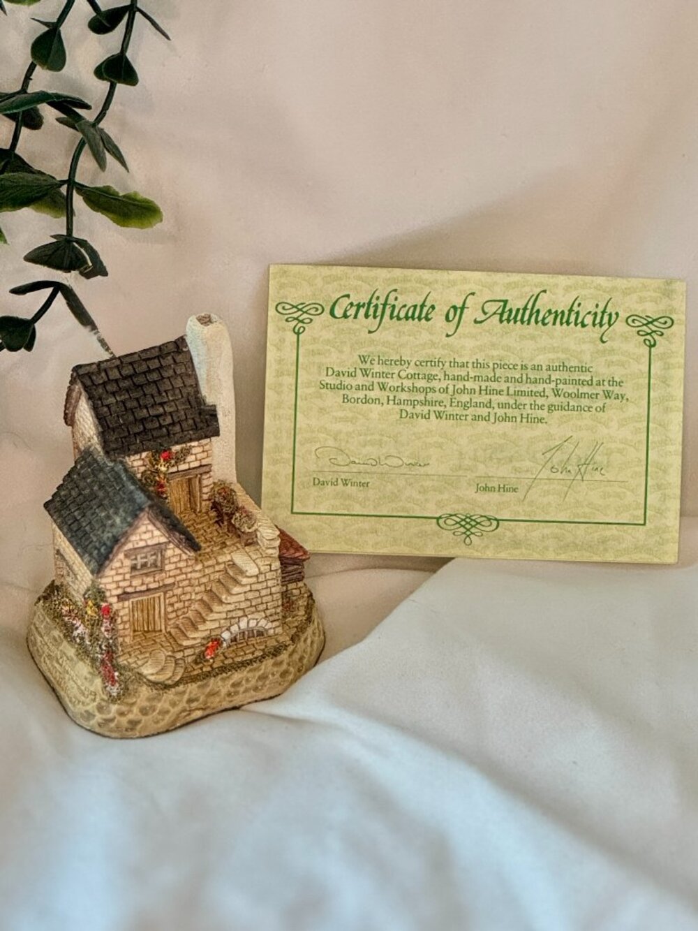 Vintage David Winter Cottages "The Cobbler" Figurine with Box & COA (1990)